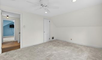 1006 King Rd, Cheshire, CT 06410