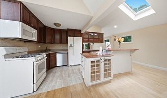 7 Sherborne Cir, Ashland, MA 01721