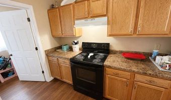 11812 Midland Trail Rd, Ashland, KY 41102