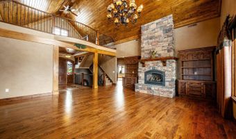 8 Funny Bird Ln, Buffalo, WY 82834
