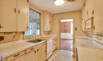808 W South St, Ahoskie, NC 27910