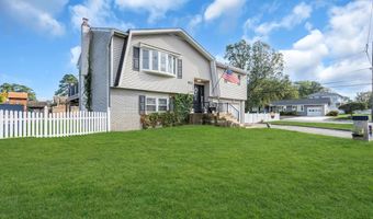853 Spray Ave, Beachwood, NJ 08722