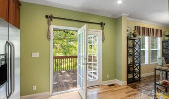 142 Pinners Cove Rd, Asheville, NC 28803