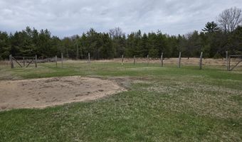 942 13th Ave, Arkdale, WI 54613