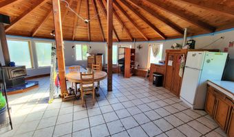 310 Sky View Ln, Barnet, VT 05821