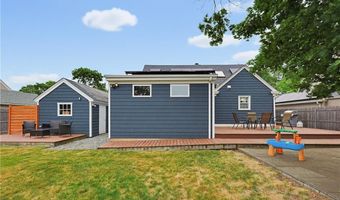 82 Leroy Dr, East Providence, RI 02915