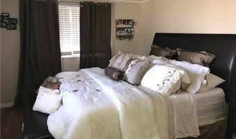 901 Laurel Cir, Barefoot Bay, FL 32976