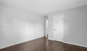 296 S First St, Austin, IN 47102