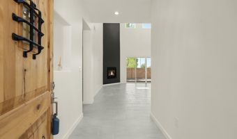 86 RANCHO PEQUENOS Way NW, Albuquerque, NM 87107