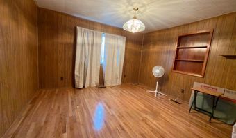 51 N River St, Auxier, KY 41602