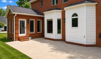2832 Kensington St, Athens, TN 37303