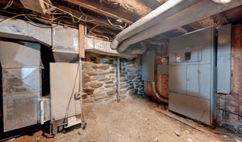 141 Dowd Ave, Canton, CT 06019