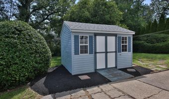 2870 WOODLAND Rd, Abington, PA 19001
