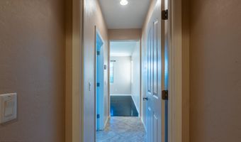 453 W LANTANA Pl, Chandler, AZ 85248