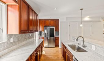 329 18TH Pl NE, Washington, DC 20002