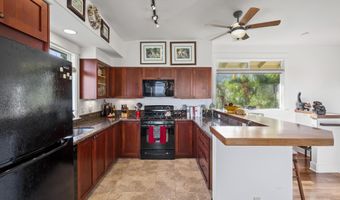 654 Kaupakalua Rd, Haiku, HI 96708