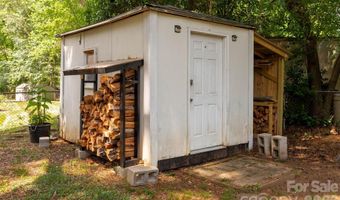 4300 Dowling Dr, Charlotte, NC 28205