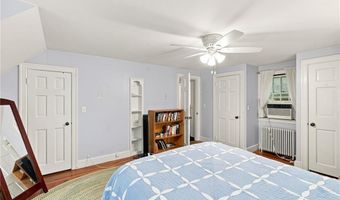 142 Ferry Rd, Bristol, RI 02809