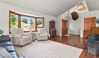 9642 W 69th Pl, Arvada, CO 80004