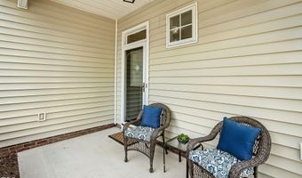 2000 Silky Dogwood Trail Trl, Apex, NC 27502