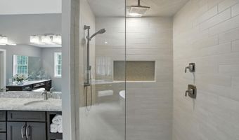 4 Brushwood Dr, Atkinson, NH 03811