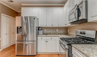 2817 SPOTTED PONY Trl NW, Acworth, GA 30101
