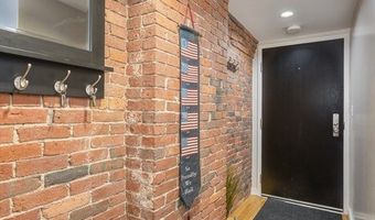 99-105 Broad St 6G, Boston, MA 02110