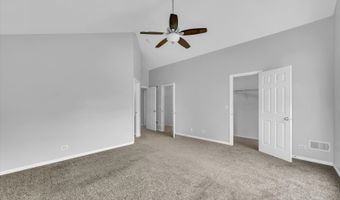 1401 MILLBROOK Dr, Algonquin, IL 60102