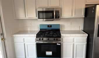 11747 Star St, Adelanto, CA 92301