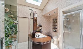 2 Canterbury Ct, Alpine, NJ 07620
