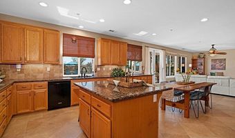 595 S Hidden Trails Rd, Escondido, CA 92027