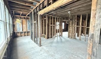 55 Broad St, Amsterdam, NY 12010