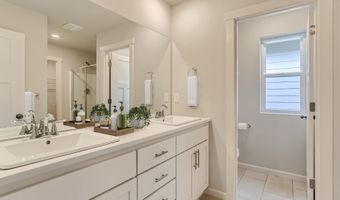 8309 SE Crescent Dr, Hillsboro, OR 97123
