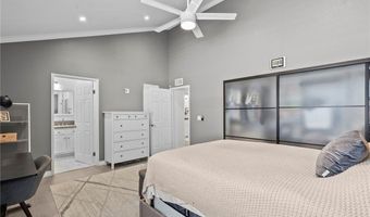 5230 Zelzah Ave 3, Encino, CA 91316