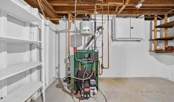 45 Hamden Rd, Cranston, RI 02920