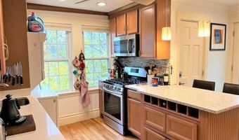 25 Pinedale Rd 3, Boston, MA 02131