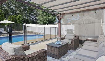 108 Bonnie Dr, Middletown, NJ 07748
