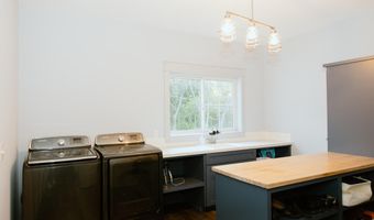6800 Thornapple River Dr SE, Alto, MI 49302