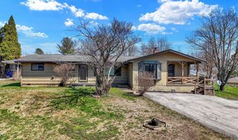 122 Edgewood Dr, Bedford, IN 47421