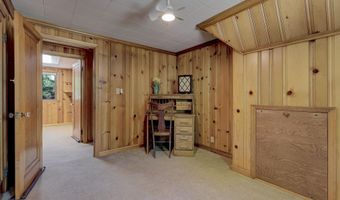 1738 N ERB St, Appleton, WI 54911