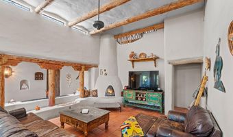 32 CIELO DORADO Dr, Anthony, NM 88021