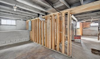 1443 Wilson Ave, Des Moines, IA 50316