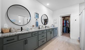 2245 S Nicole Cir, Andover, KS 67002