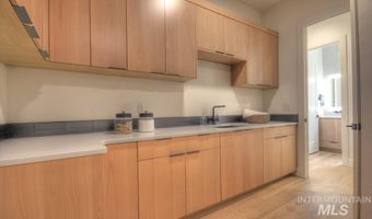 473 Joy Ave, Middleton, ID 83644