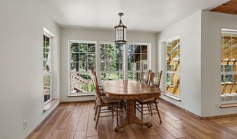 11871 Highway 66, Ashland, OR 97520
