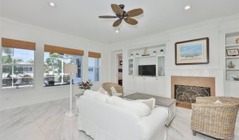 5318 LOON NEST Ct, Apollo Beach, FL 33572