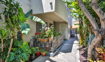 2015 Chariton, Los Angeles, CA 90034