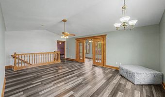 1012 8th St SE, Altoona, IA 50009