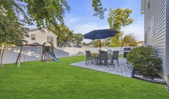 3 Harrison Ave, Aberdeen, NJ 07747
