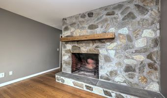 31 Prindle Ave, Ansonia, CT 06401